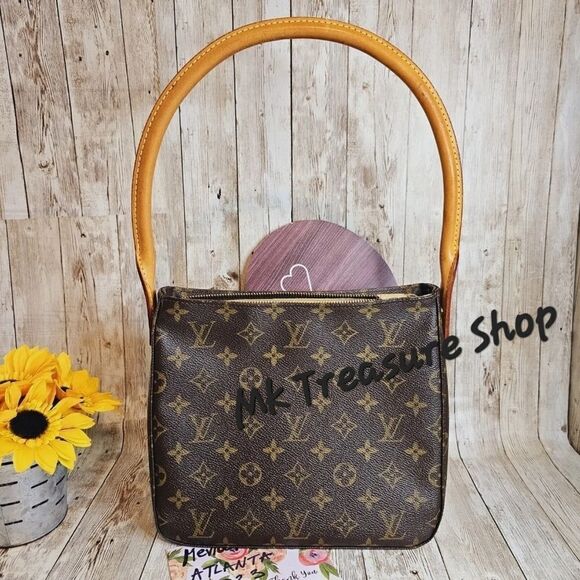 Louis Vuitton Looping MM - Picture 1 of 13
